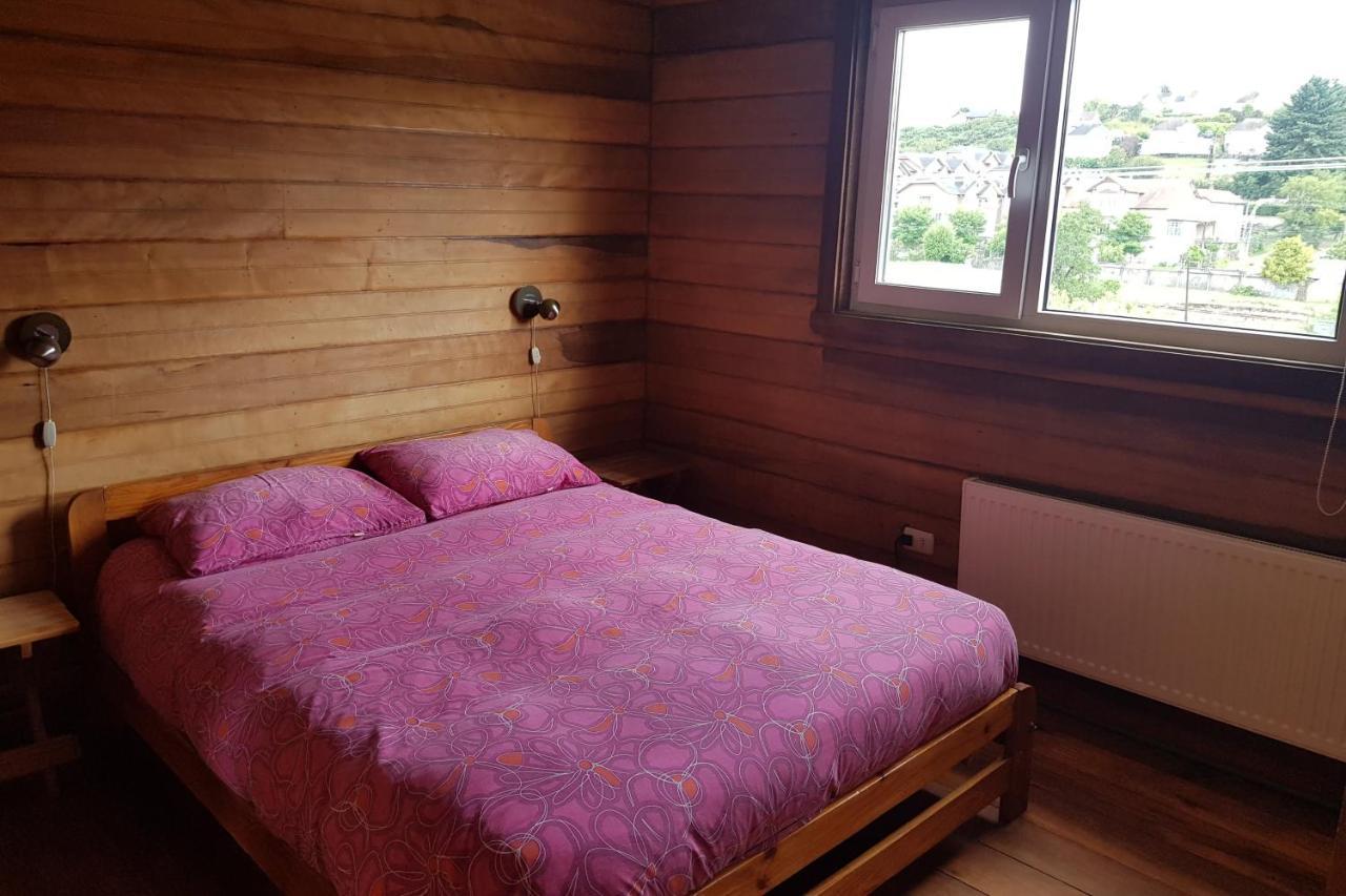 Hostal Compass Del Sur Puerto Varas Bagian luar foto