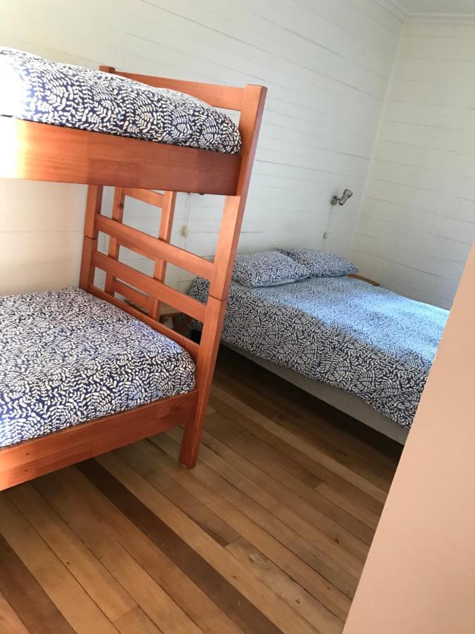 Hostal Compass Del Sur Puerto Varas Bagian luar foto