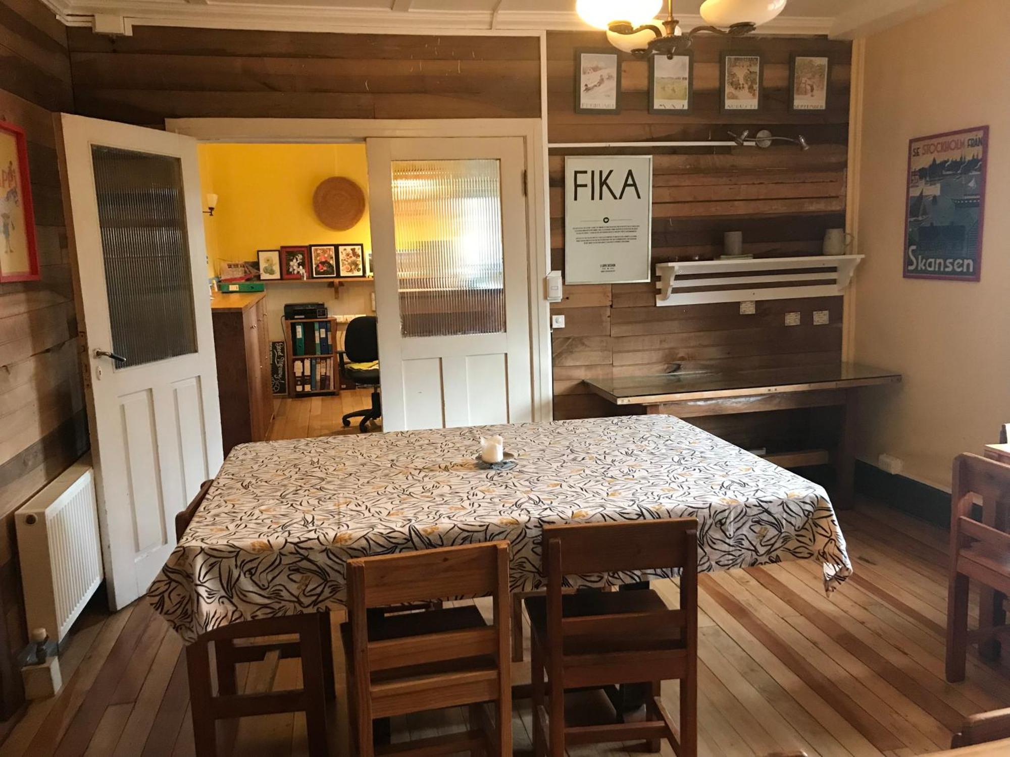 Hostal Compass Del Sur Puerto Varas Bagian luar foto