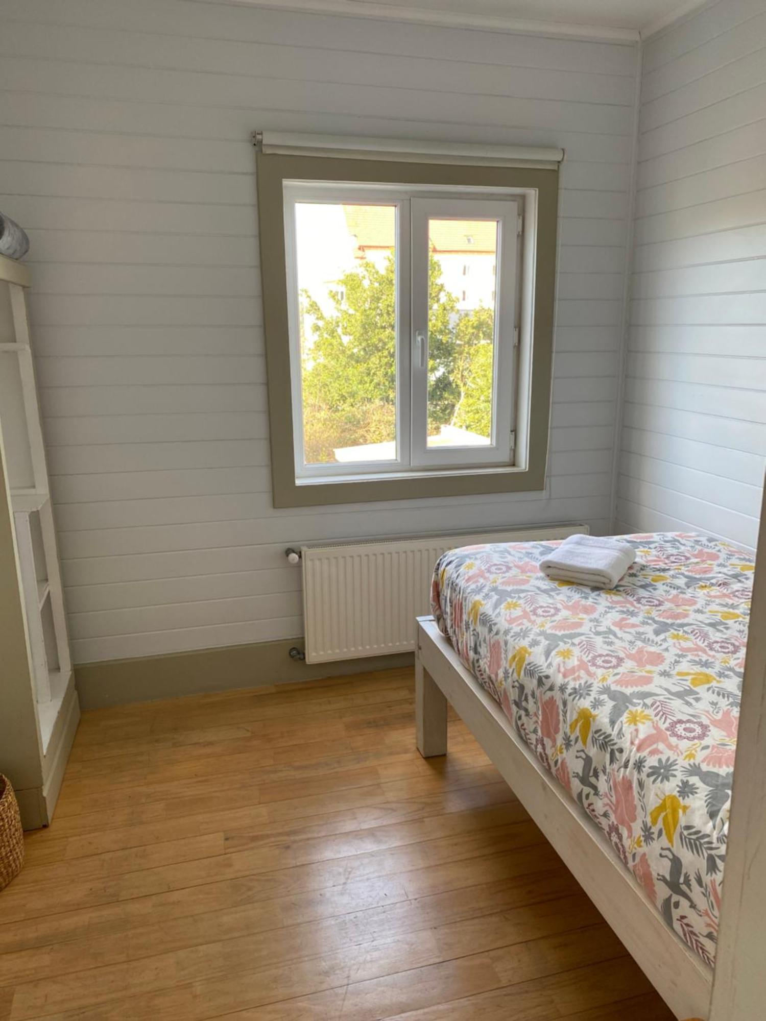 Hostal Compass Del Sur Puerto Varas Bagian luar foto