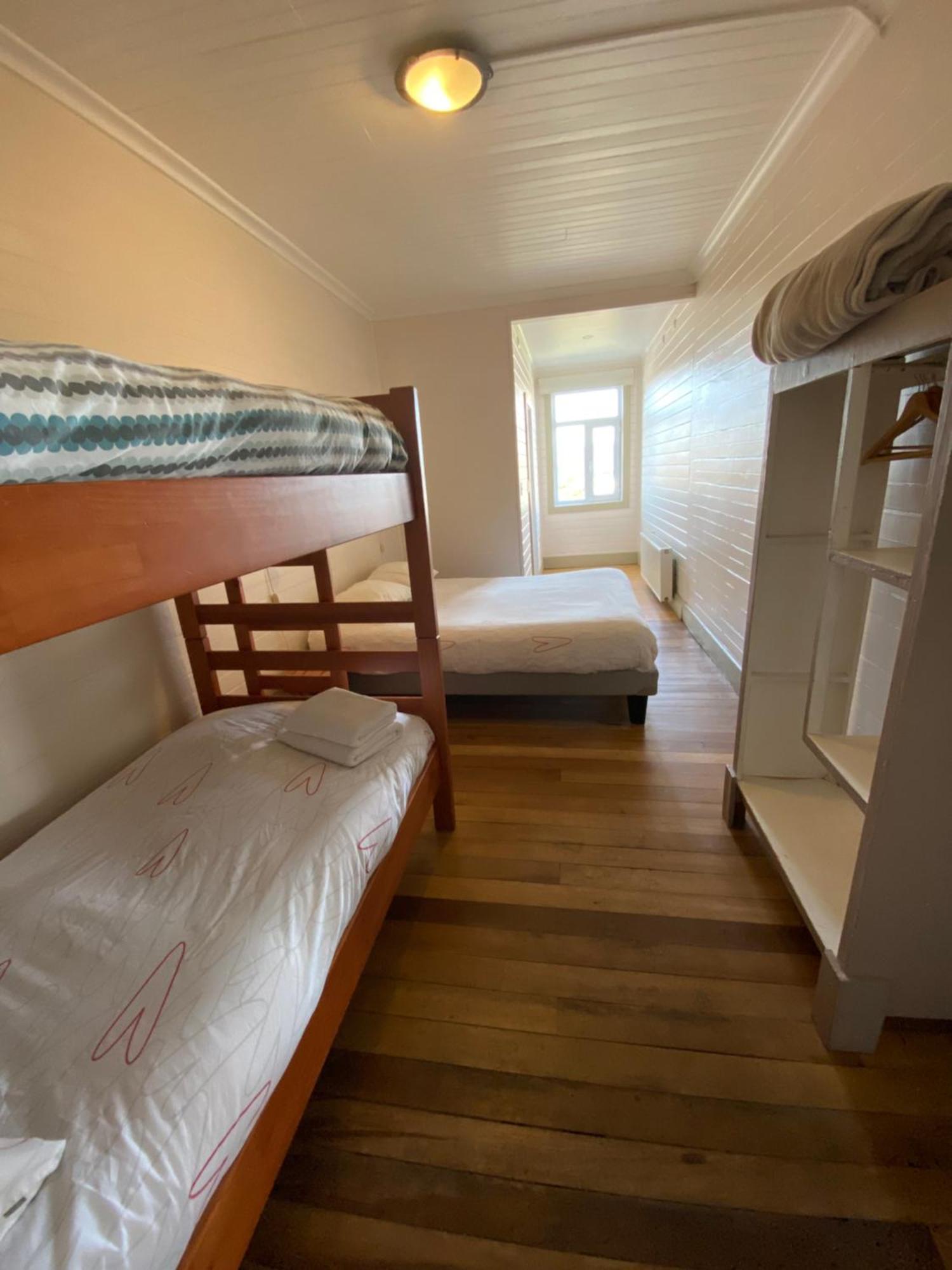 Hostal Compass Del Sur Puerto Varas Bagian luar foto