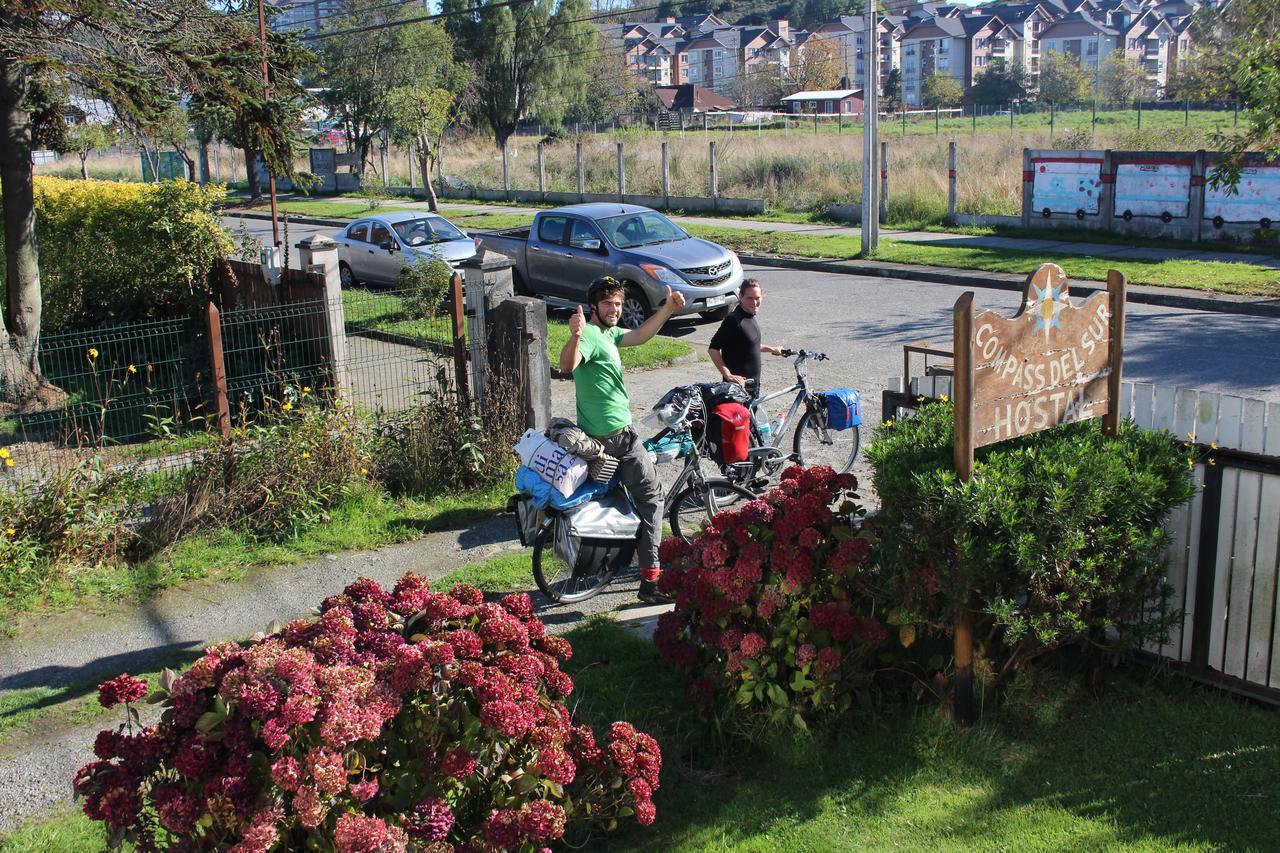 Hostal Compass Del Sur Puerto Varas Bagian luar foto