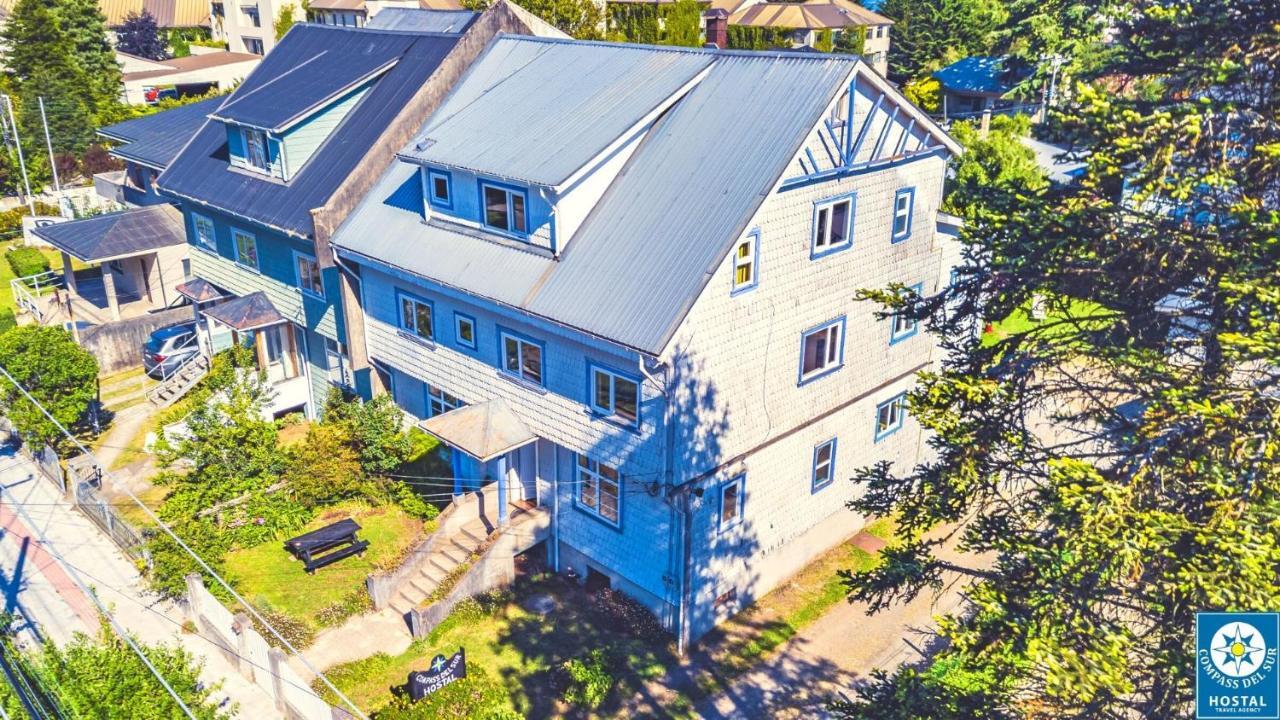 Hostal Compass Del Sur Puerto Varas Bagian luar foto