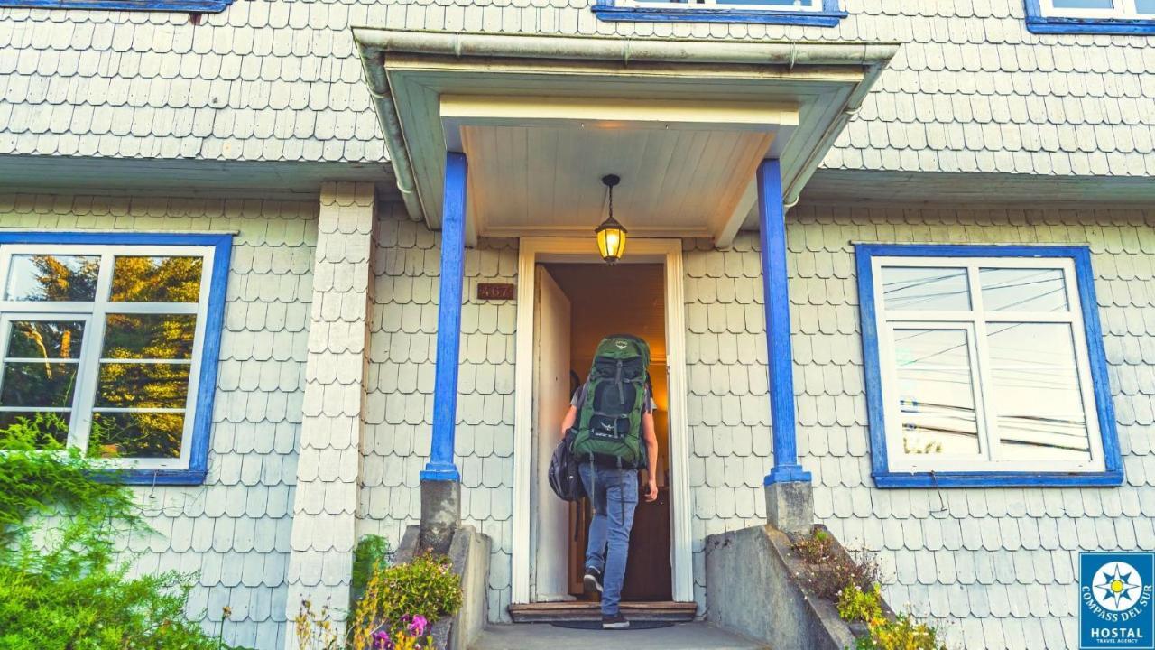 Hostal Compass Del Sur Puerto Varas Bagian luar foto