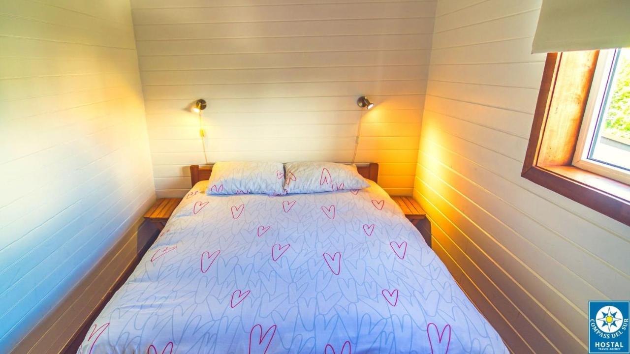 Hostal Compass Del Sur Puerto Varas Bagian luar foto